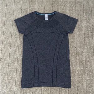 Ivivva shirt